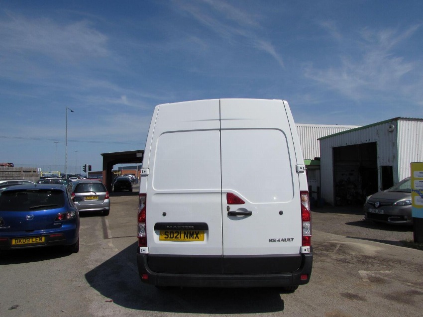 2021 21 RENAULT MASTER