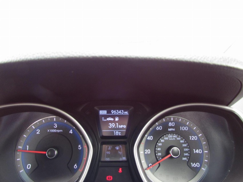 2016 16 HYUNDAI I30