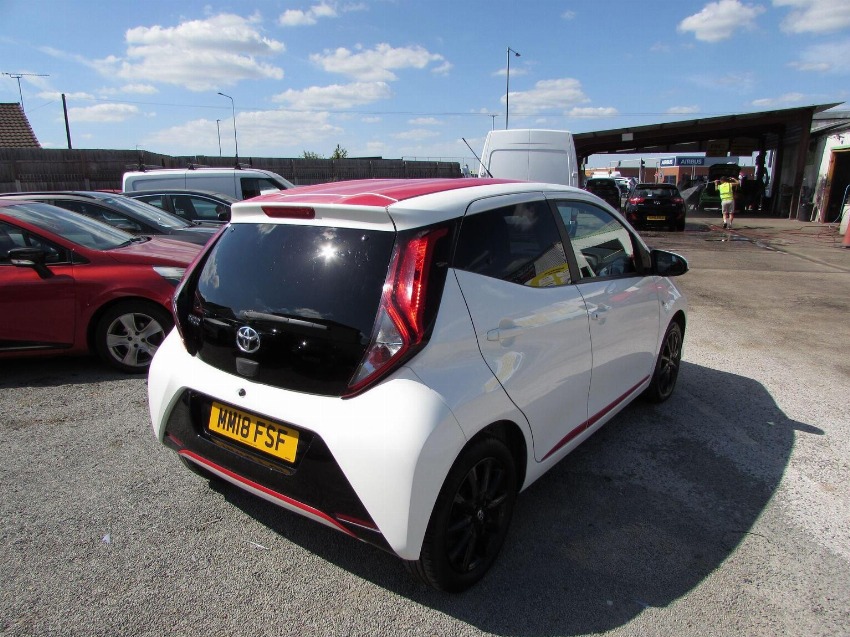 2018 18 TOYOTA AYGO
