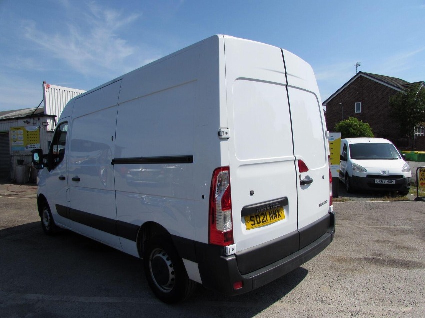 2021 21 RENAULT MASTER