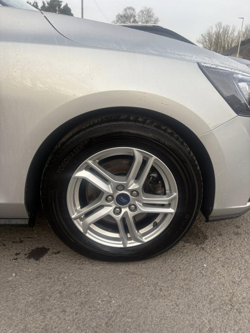 2019 19 FORD FOCUS