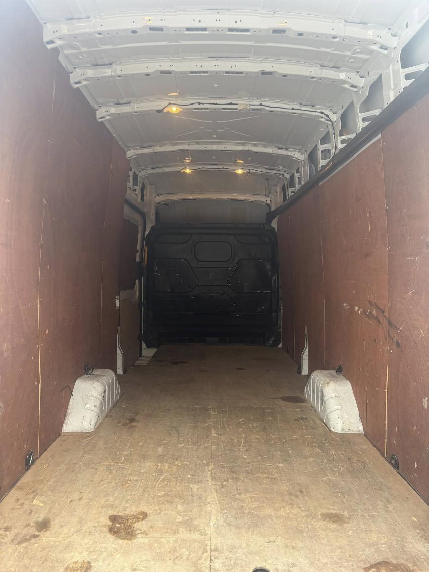 2023 72 FORD TRANSIT