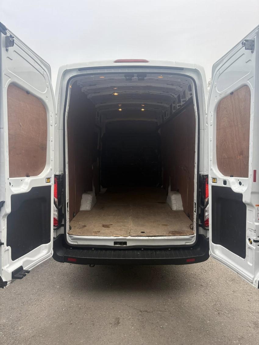 2023 72 FORD TRANSIT