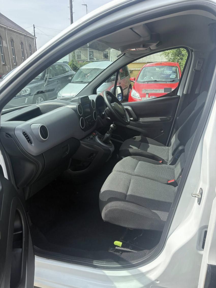 2018 18 PEUGEOT PARTNER