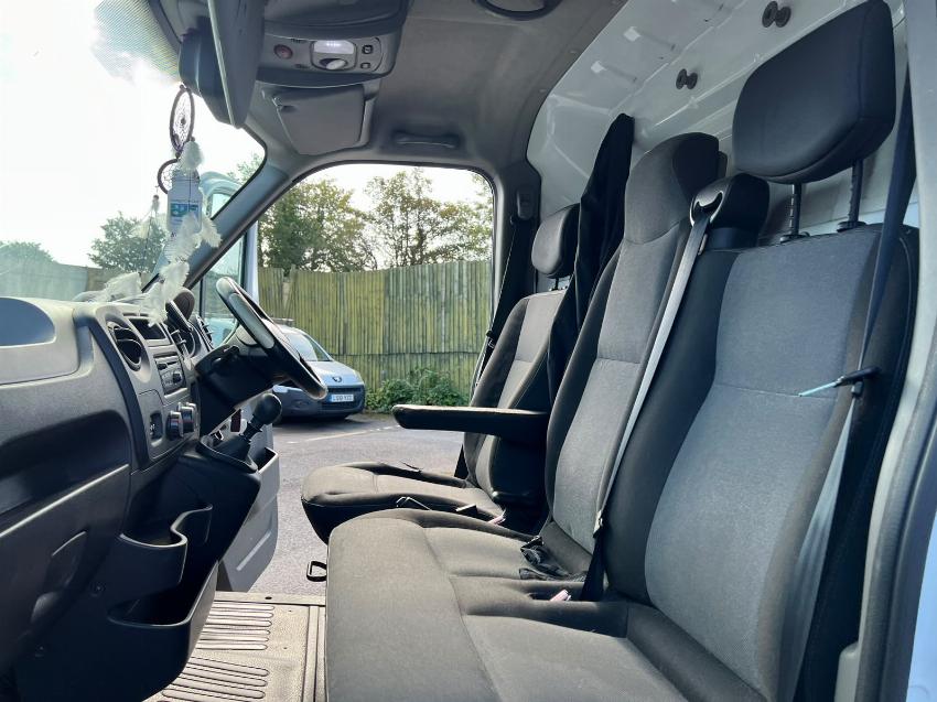2010 60 RENAULT MASTER