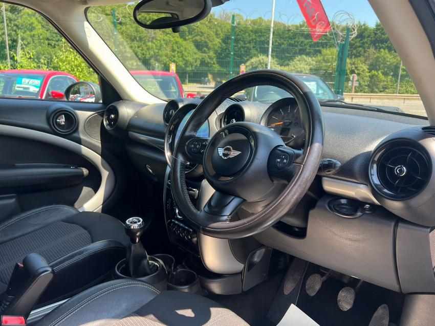 2016 66 MINI COUNTRYMAN
