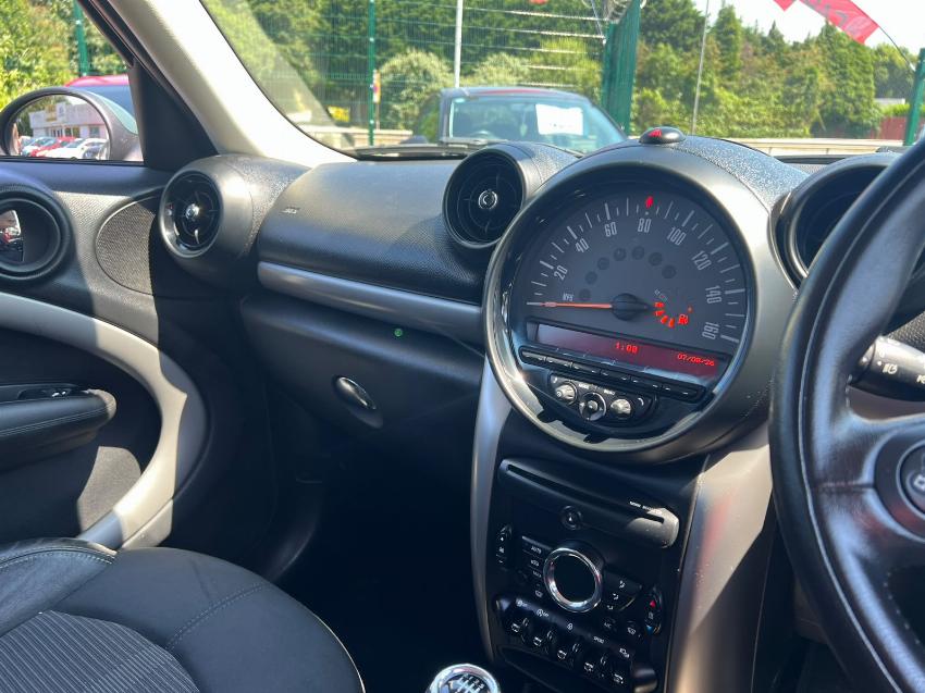 2016 66 MINI COUNTRYMAN