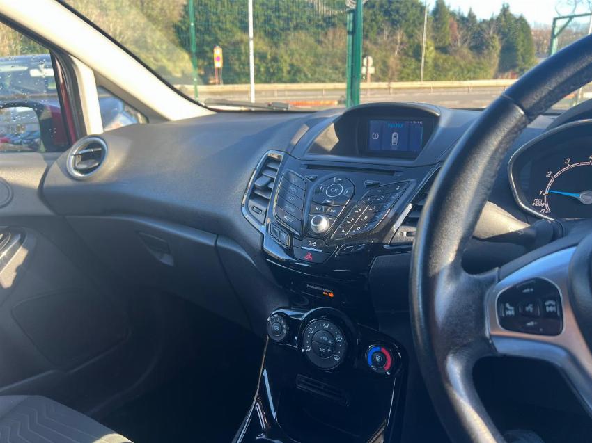 2016 65 FORD FIESTA