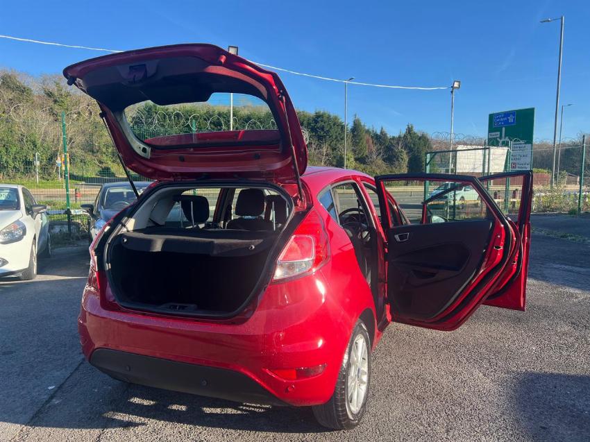 2016 65 FORD FIESTA