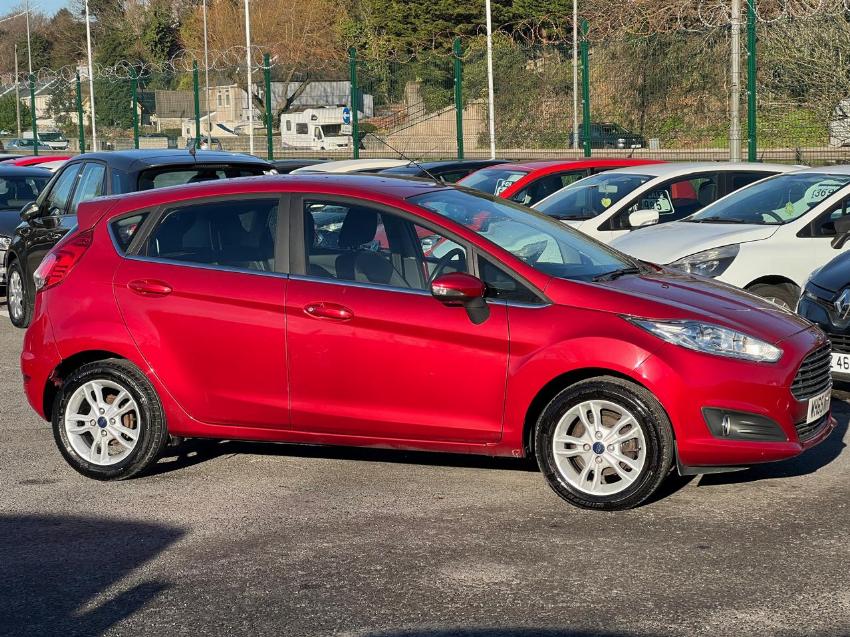 2016 65 FORD FIESTA