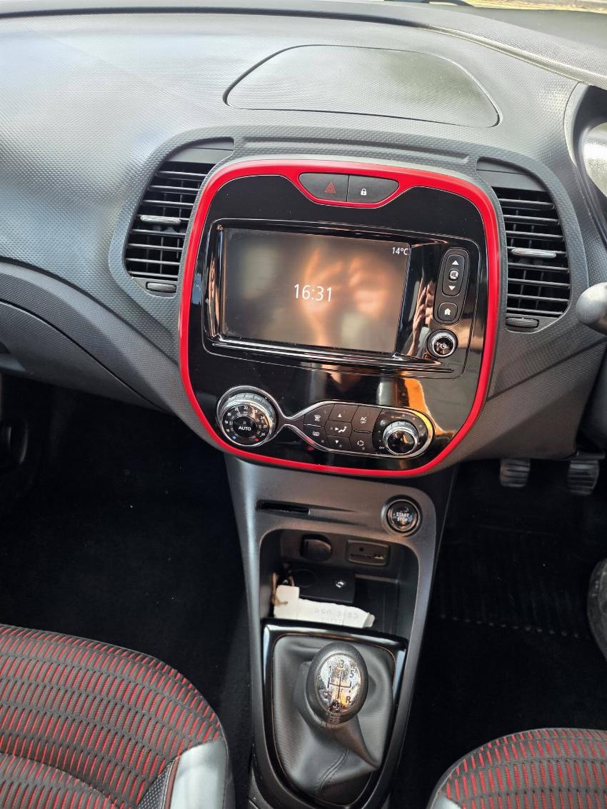 2015 15 RENAULT CAPTUR
