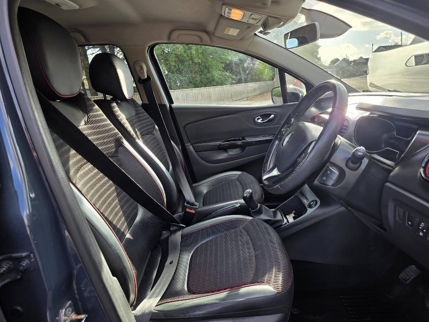 2015 15 RENAULT CAPTUR