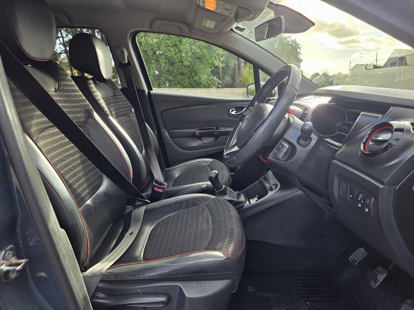 2015 15 RENAULT CAPTUR