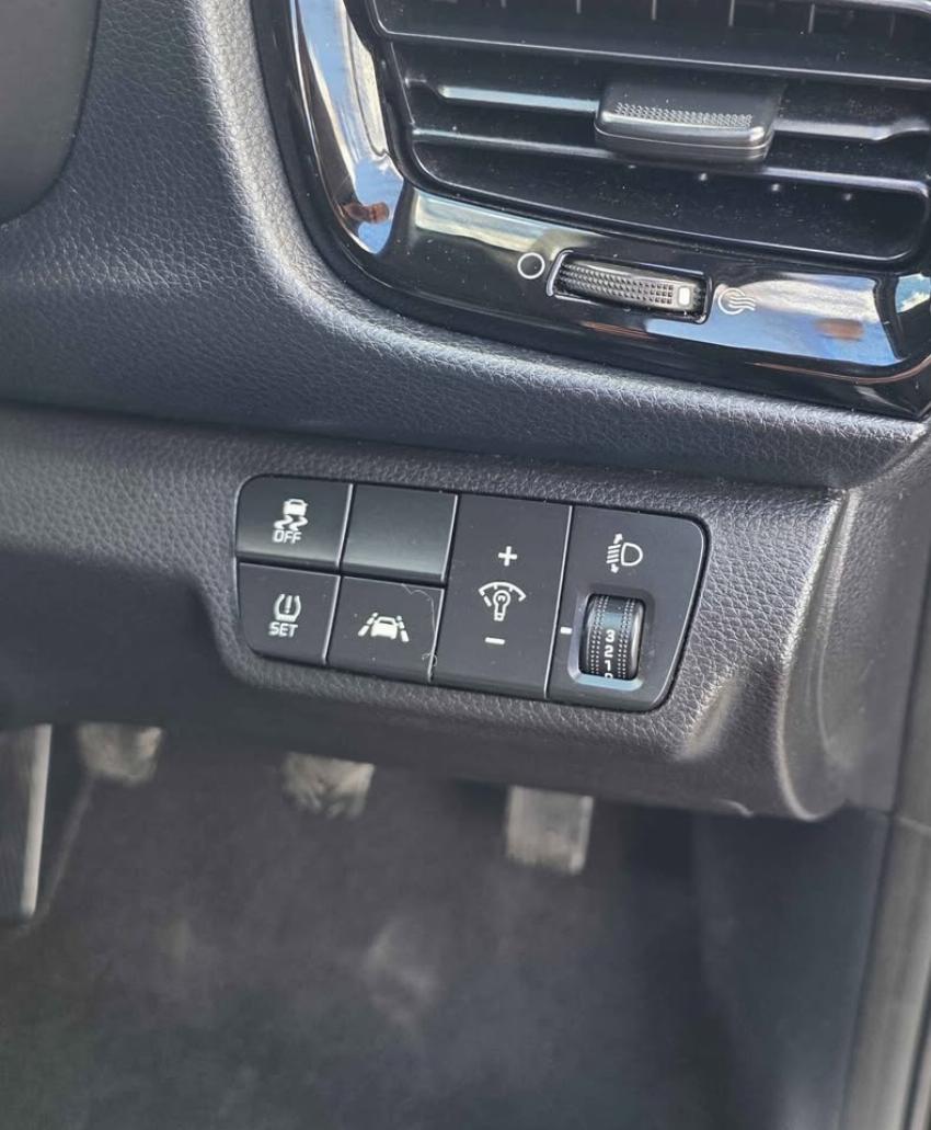 2017 17 KIA RIO