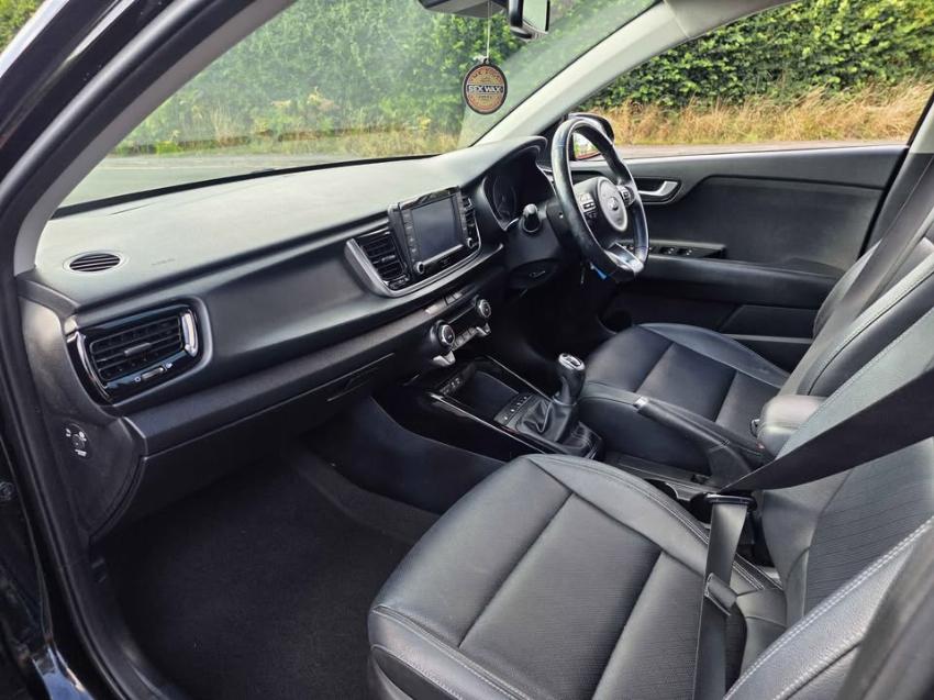 2017 17 KIA RIO