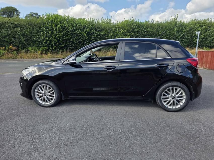 2017 17 KIA RIO