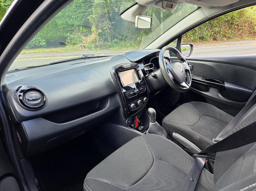 2015 64 RENAULT CLIO