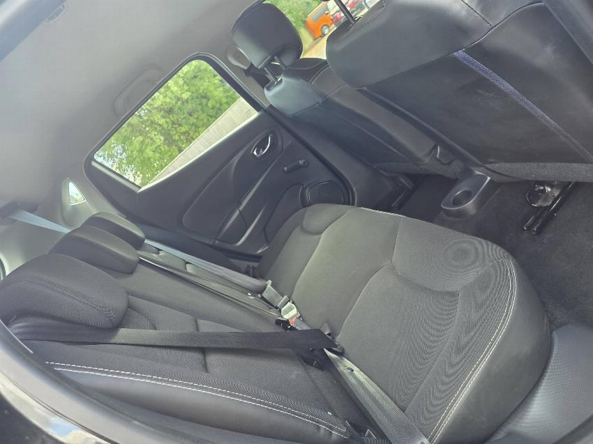 2015 64 RENAULT CLIO