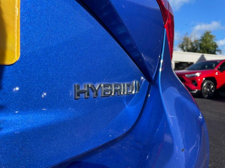 2017 17 TOYOTA YARIS