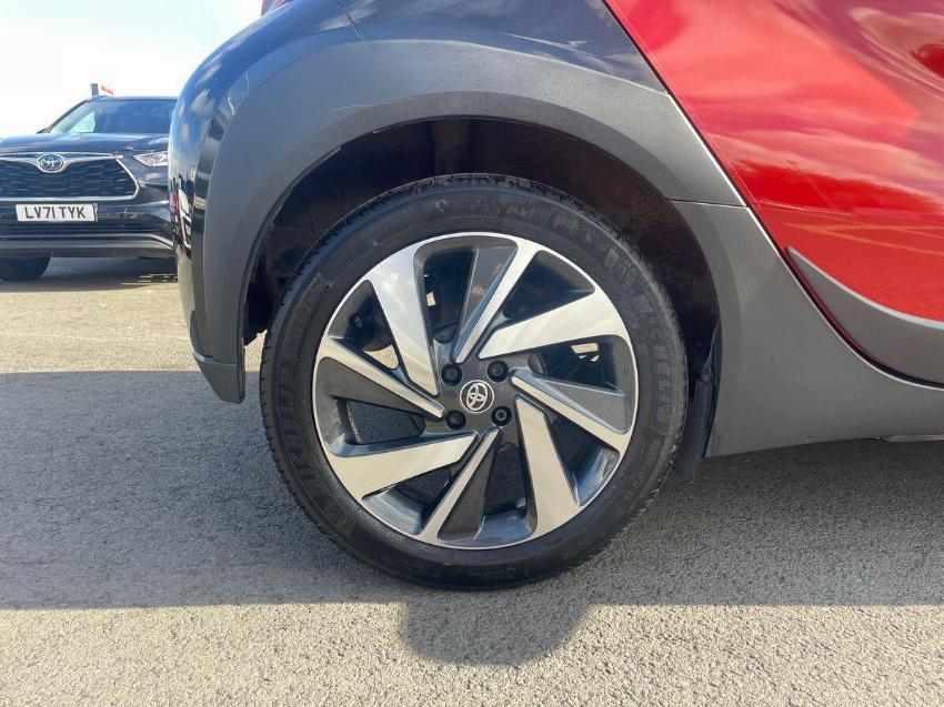 2023 73 TOYOTA AYGO X