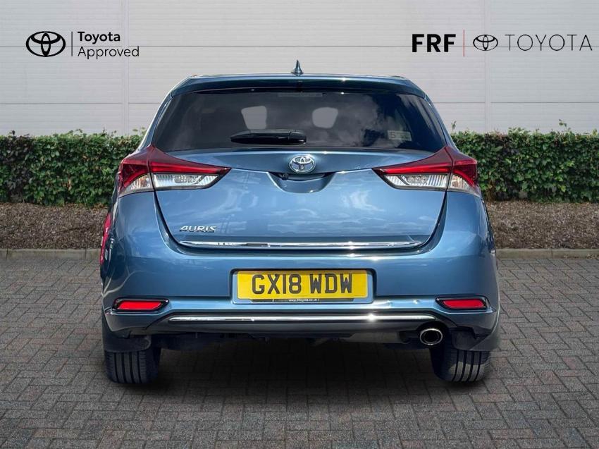 2018 18 TOYOTA AURIS