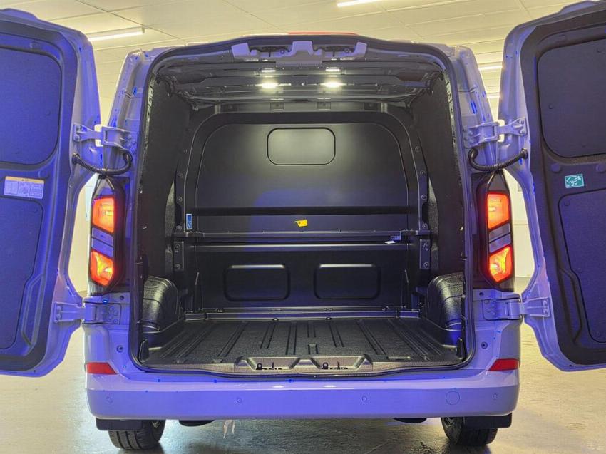 2026 76 FORD TRANSIT CUSTOM