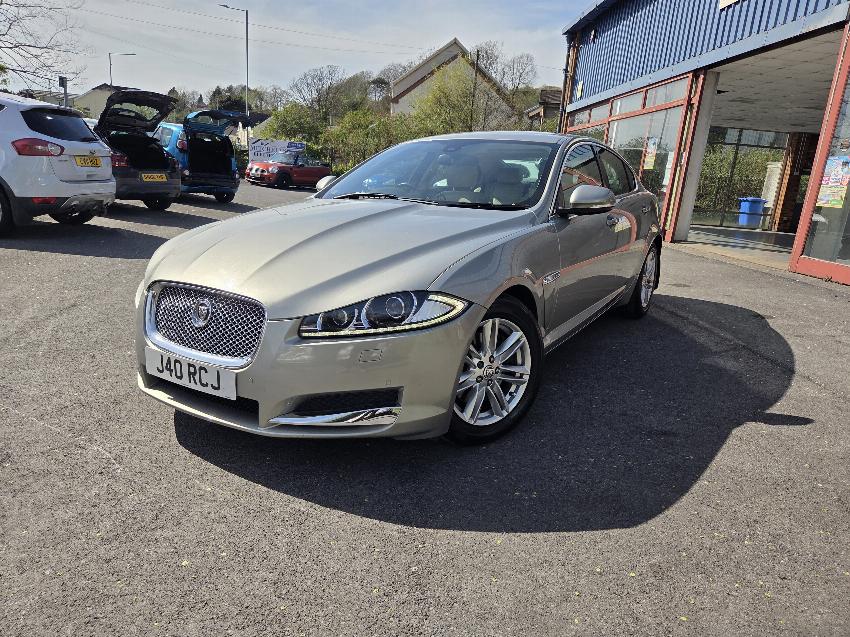 2012 12 JAGUAR XF