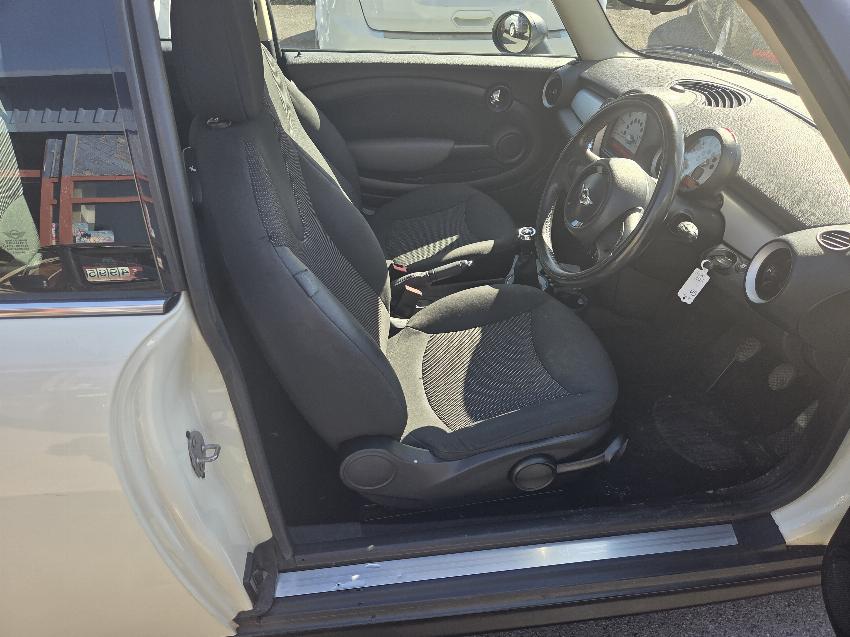 2012 61 MINI CLUBMAN